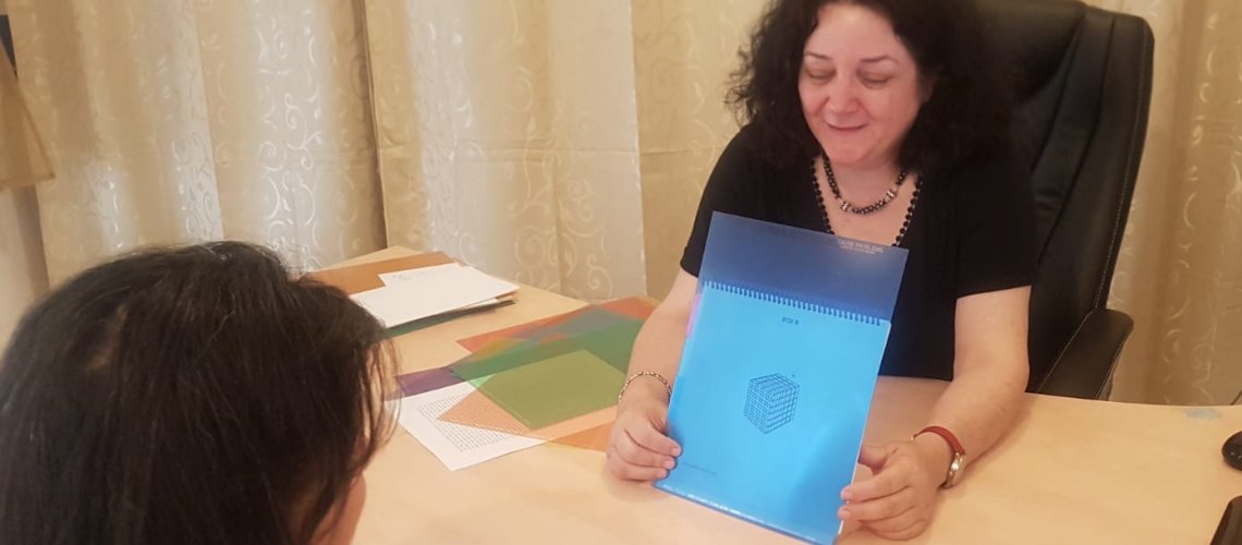 קוביה עם שקף קוביה עם שקף